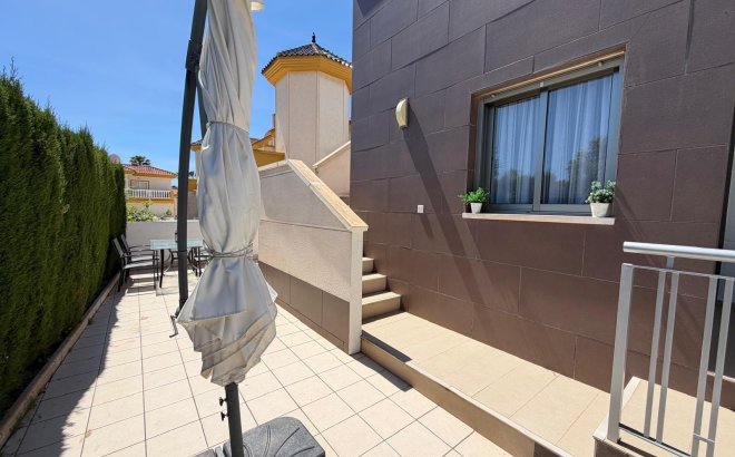 Revente - Villa -
Ciudad Quesada - Doña Pepa