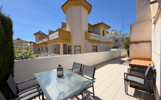 Revente - Villa -
Ciudad Quesada - Doña Pepa