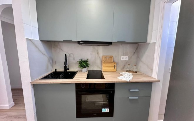 Resale - Apartment -
Torrevieja - Habaneras
