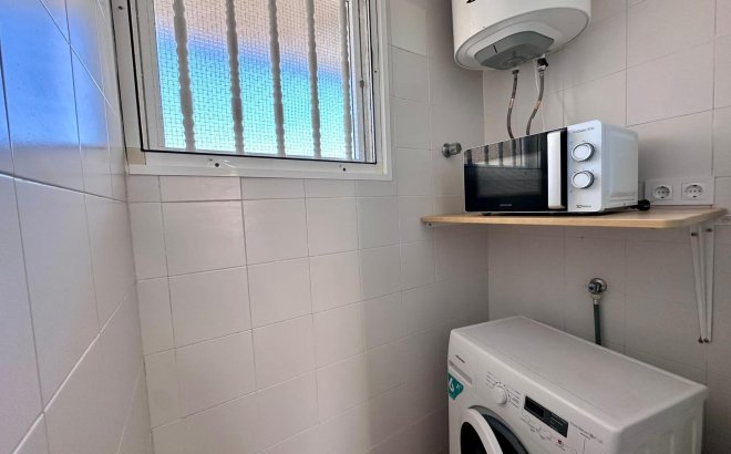 Resale - Apartment -
Torrevieja - Habaneras