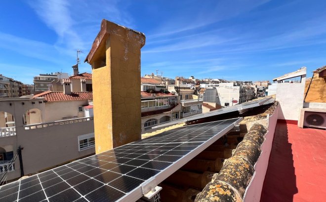 Resale - Apartment -
Torrevieja - Centro