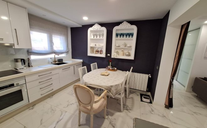 Resale - Villa -
Pilar de la Horadada - Pinar de Campoverde