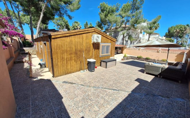 Resale - Villa -
Pilar de la Horadada - Pinar de Campoverde