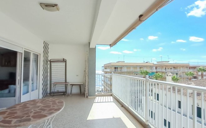 Resale - Penthouse -
Torrevieja - Playa De Los Naufragos