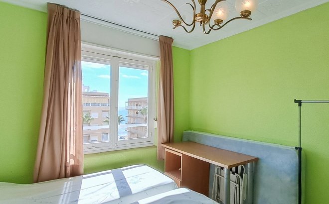 Resale - Penthouse -
Torrevieja - Playa De Los Naufragos