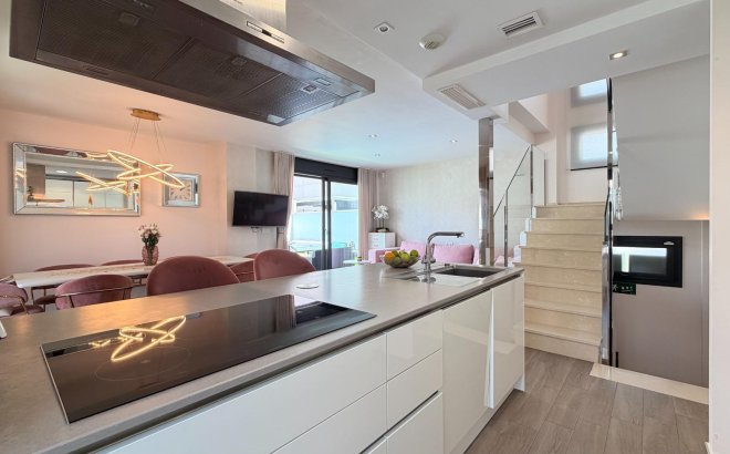 Resale - Villa -
Torrevieja - Aguas Nuevas