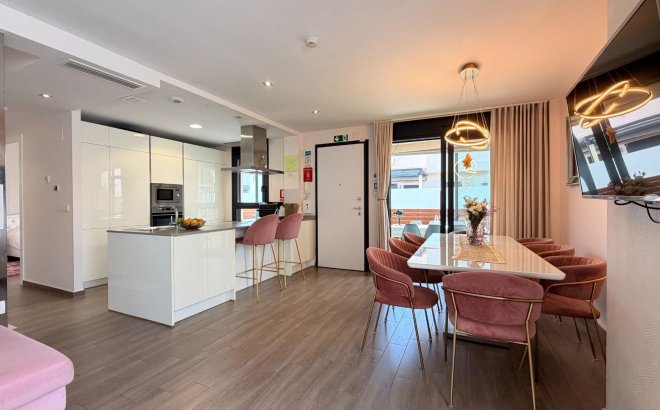 Resale - Villa -
Torrevieja - Aguas Nuevas