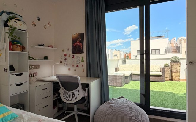 Resale - Villa -
Torrevieja - Aguas Nuevas