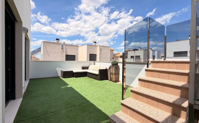 Resale - Villa -
Torrevieja - Aguas Nuevas