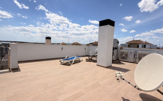 Resale - Villa -
Torrevieja - Aguas Nuevas