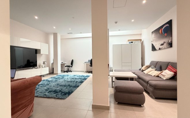 Resale - Villa -
Torrevieja - Aguas Nuevas