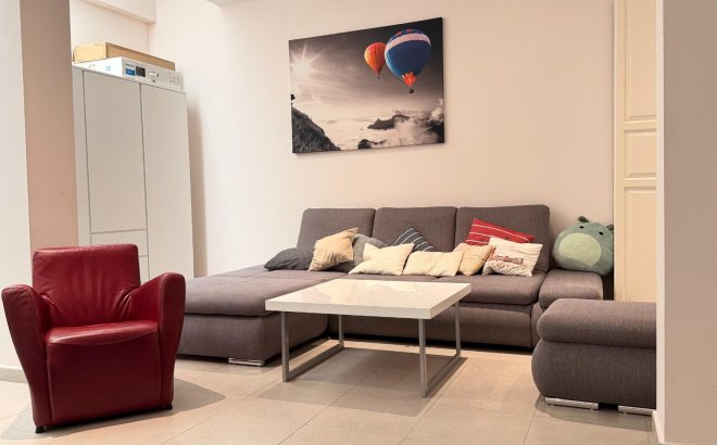 Resale - Villa -
Torrevieja - Aguas Nuevas