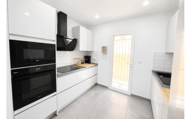 Resale - Town House -
Campoamor - Costa Blanca