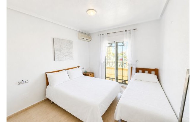 Resale - Town House -
Campoamor - Costa Blanca