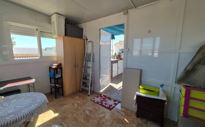 Resale - Bungalow -
Torrevieja - Costa Blanca