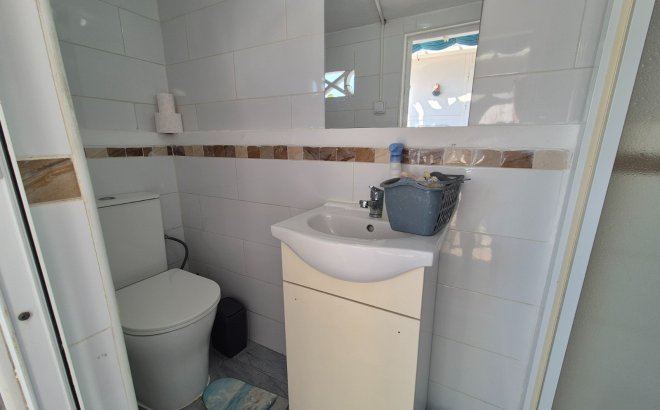 Resale - Bungalow -
Torrevieja - Costa Blanca