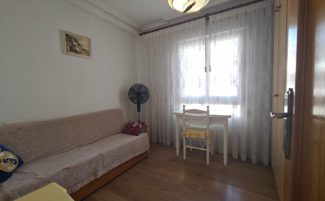 Resale - Apartment -
Torrevieja - Acequion