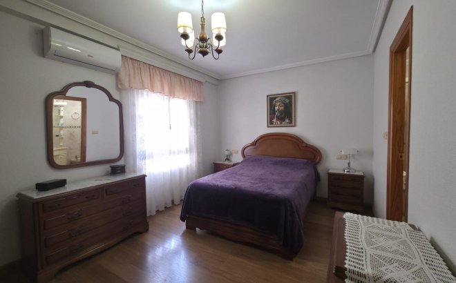 Resale - Apartment -
Torrevieja - Acequion