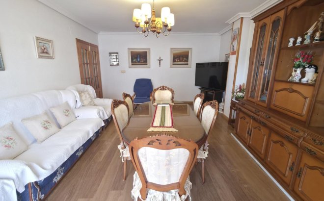 Resale - Apartment -
Torrevieja - Acequion