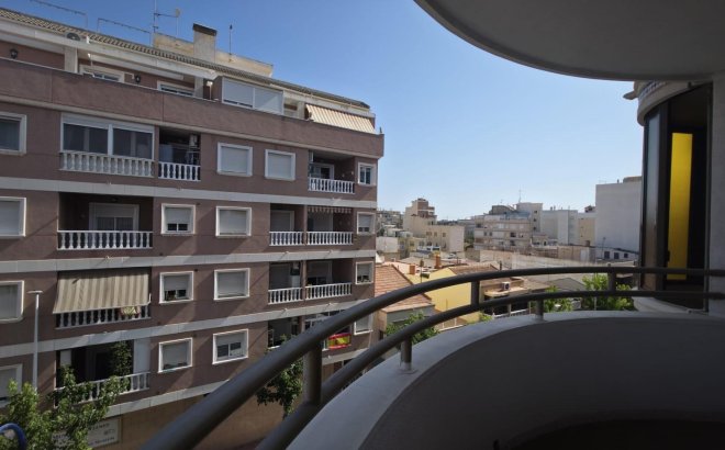 Resale - Apartment -
Torrevieja - Acequion