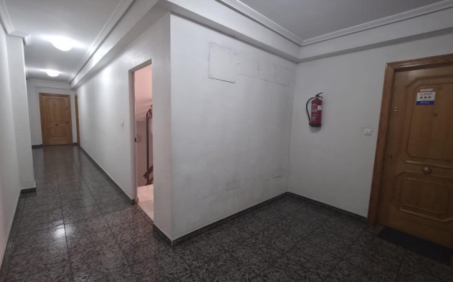 Resale - Apartment -
Torrevieja - Acequion