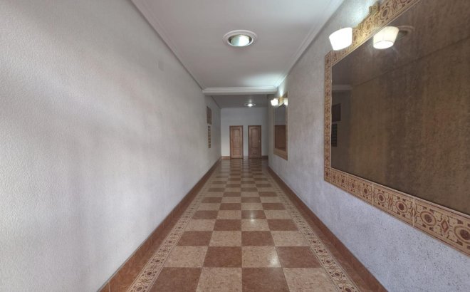 Resale - Apartment -
Torrevieja - Acequion