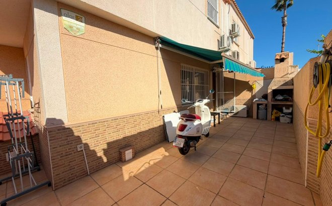 Resale - Quad House -
Torrevieja - Carrefour