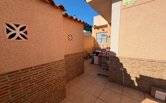 Resale - Quad House -
Torrevieja - Carrefour