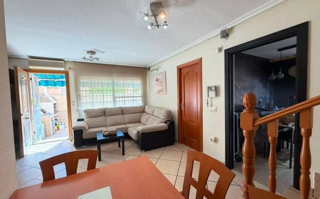 Resale - Quad House -
Torrevieja - Carrefour