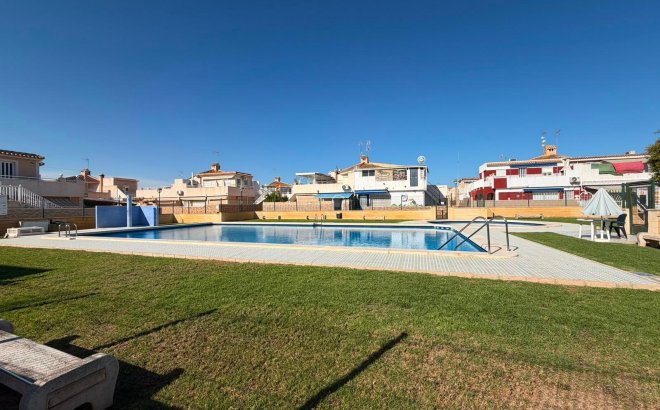 Resale - Quad House -
Torrevieja - Carrefour