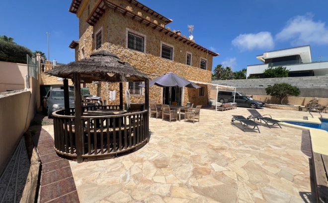 Revente - Villa -
San Fulgencio - Costa Blanca