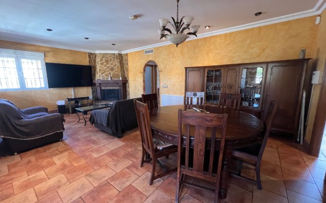 Revente - Villa -
San Fulgencio - Costa Blanca