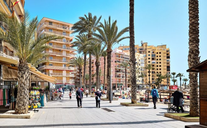 Resale - Penthouse -
Torrevieja - Costa Blanca