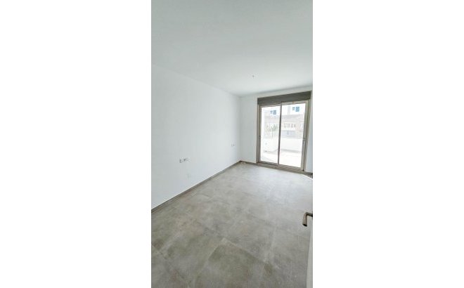 Resale - Penthouse -
Torrevieja - Paseo Maritimo