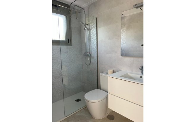 Resale - Villa -
San Miguel de Salinas - Inland