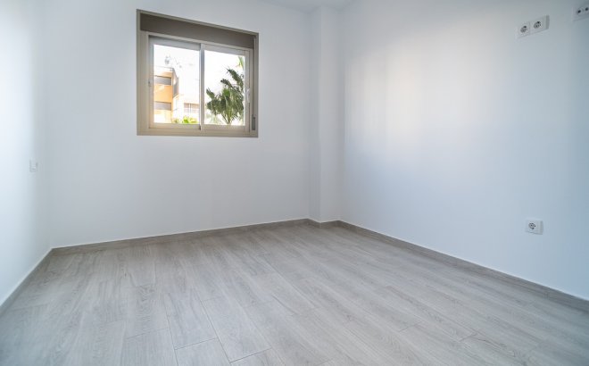 Resale - Apartment -
Orihuela Costa - Costa Blanca