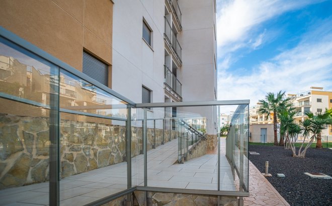 Resale - Apartment -
Orihuela Costa - Costa Blanca