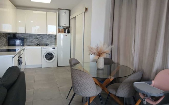 Revente - Villa -
Villamartin - Costa Blanca
