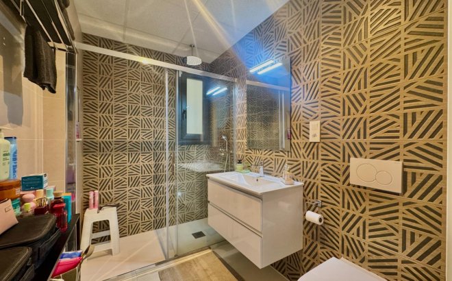 Resale - Apartment -
Orihuela Costa - Punta Prima