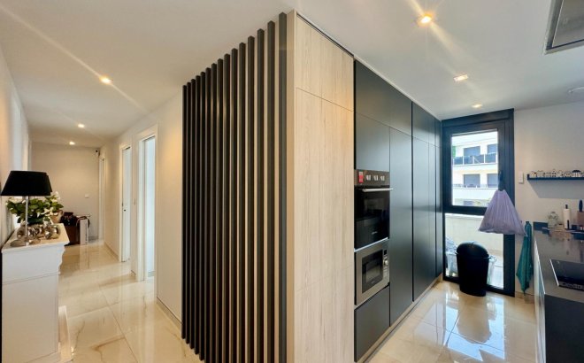 Resale - Apartment -
Orihuela Costa - Punta Prima