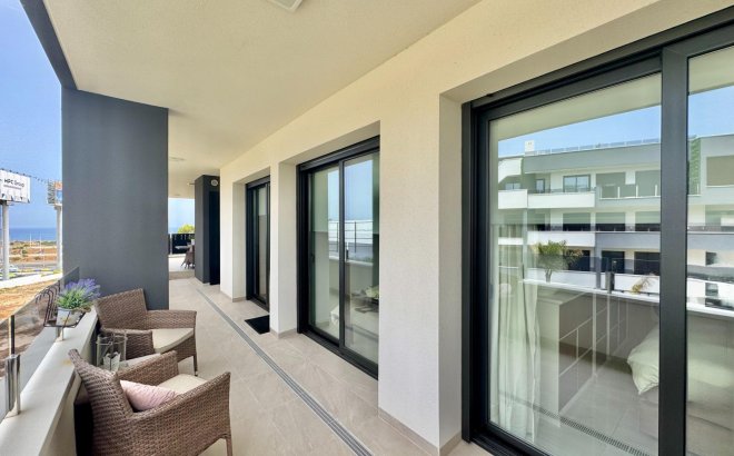 Resale - Apartment -
Orihuela Costa - Punta Prima