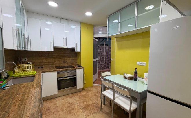 Resale - Apartment -
Torrevieja - Acequion