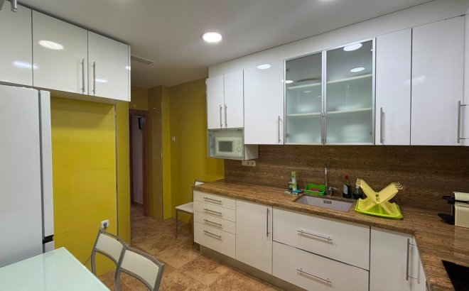 Resale - Apartment -
Torrevieja - Acequion