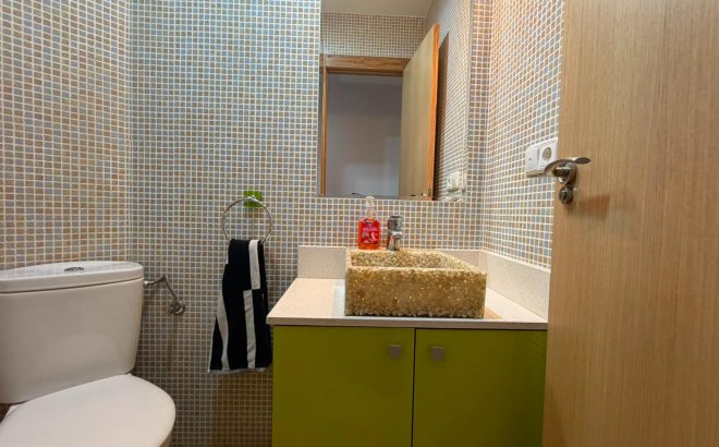 Resale - Apartment -
Torrevieja - Acequion