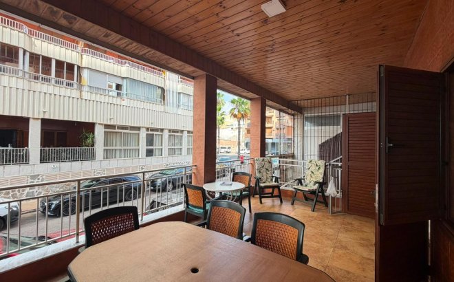 Resale - Apartment -
Torrevieja - Acequion