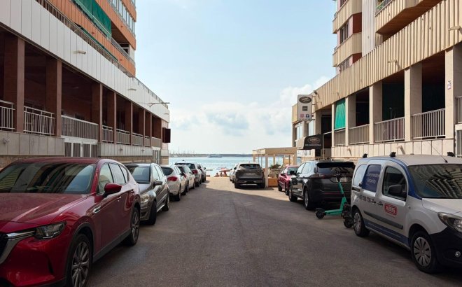 Resale - Apartment -
Torrevieja - Acequion