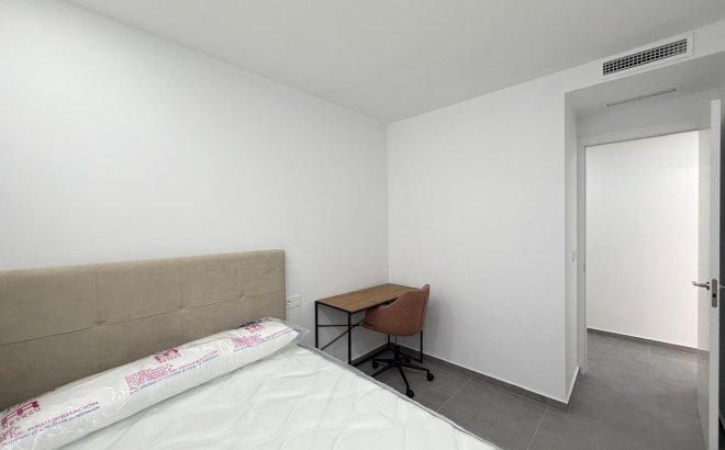 Resale - Apartment -
Torrevieja - Estacion De Autobuses
