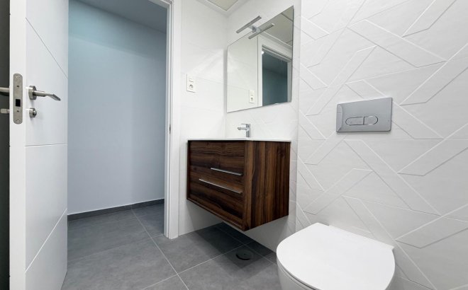 Resale - Apartment -
Torrevieja - Estacion De Autobuses