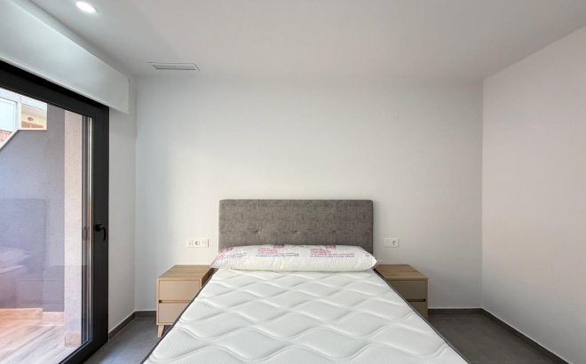 Resale - Apartment -
Torrevieja - Estacion De Autobuses
