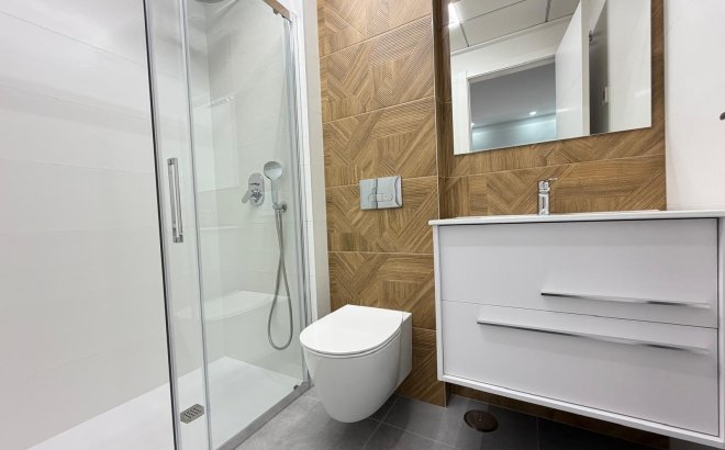 Resale - Apartment -
Torrevieja - Estacion De Autobuses